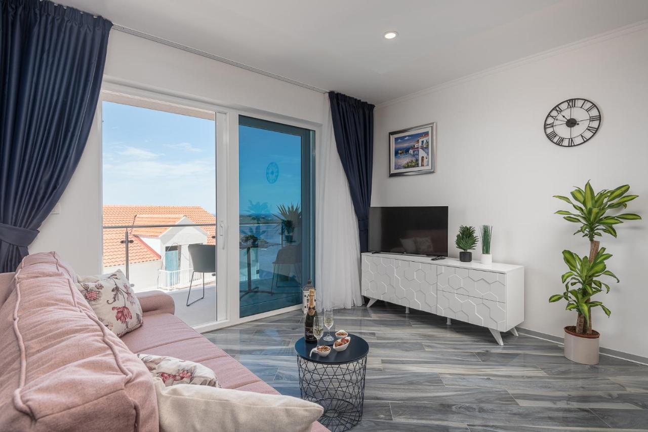 Apartments Cosmopolit ツァヴタット エクステリア 写真
